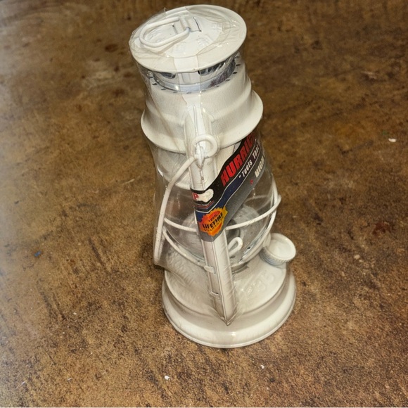 Hurricane Lantern Flying Crane white Metal Kerosene Fueled Camping Light - Picture 4 of 10